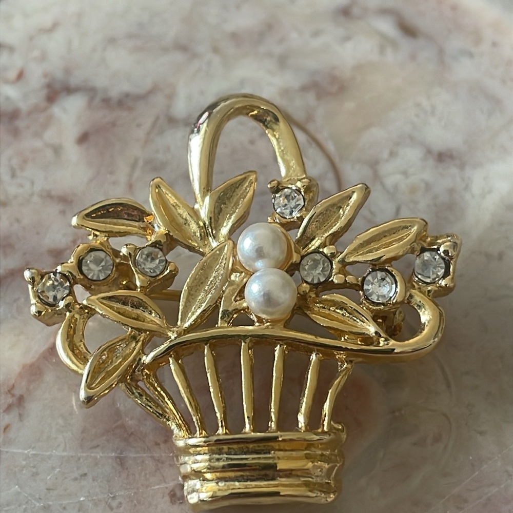 EUC~Vintage Set Of 4 Gold Plated & Pearl Various Brooch Pins - Picture 4 of 6